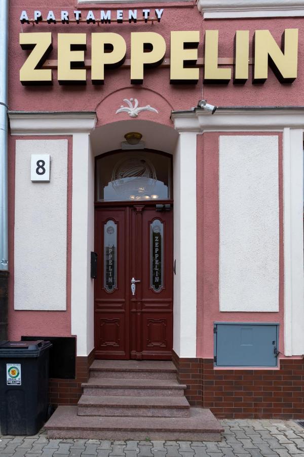 Zeppelin Apartments Simple Acomodation Jelenia Gora Exterior photo